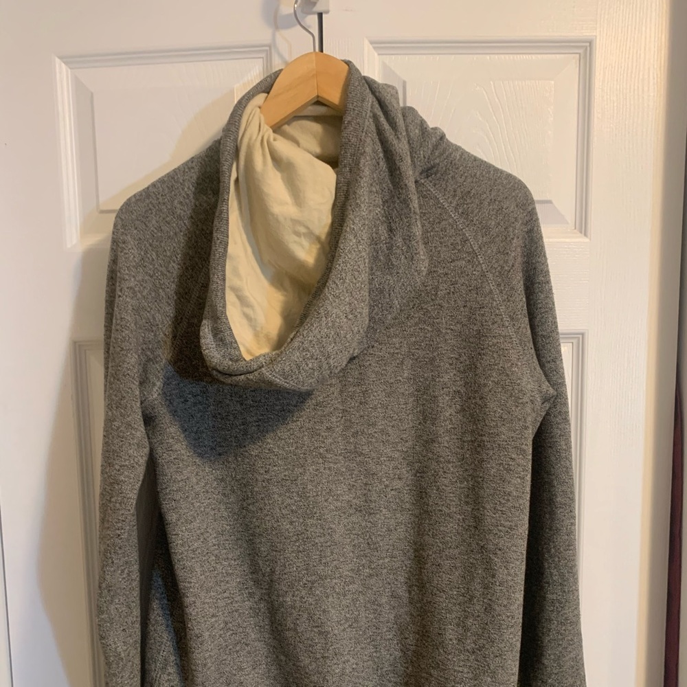 High Neck Roots Hoodie - Picture 5 of 8